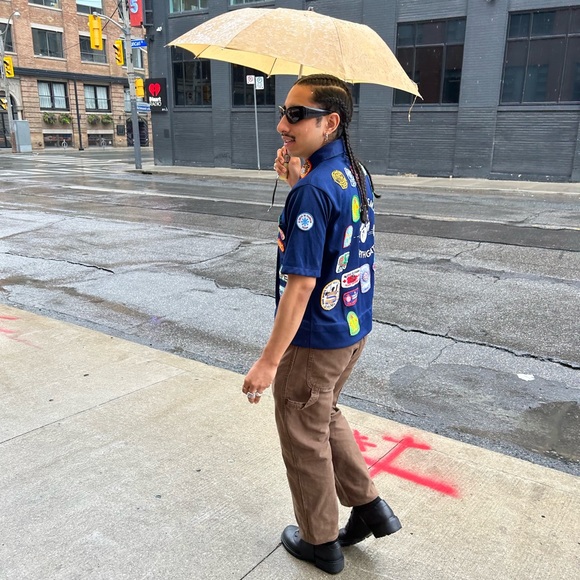 Meet your Posher, Ernesto - Picture 1 of 1